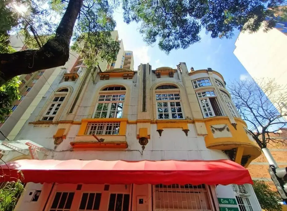 Apartamento Clasico En El Centro Medellin 0*,